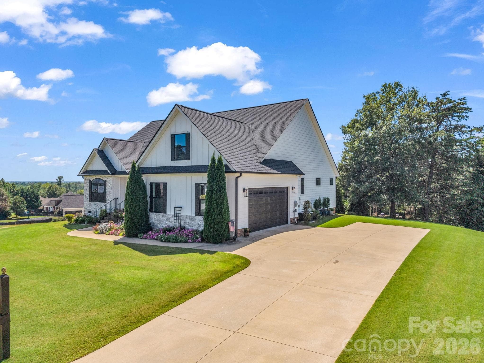 Single Family Residence at 718 Tinsberry Lane, Inman, photo 4 of 48