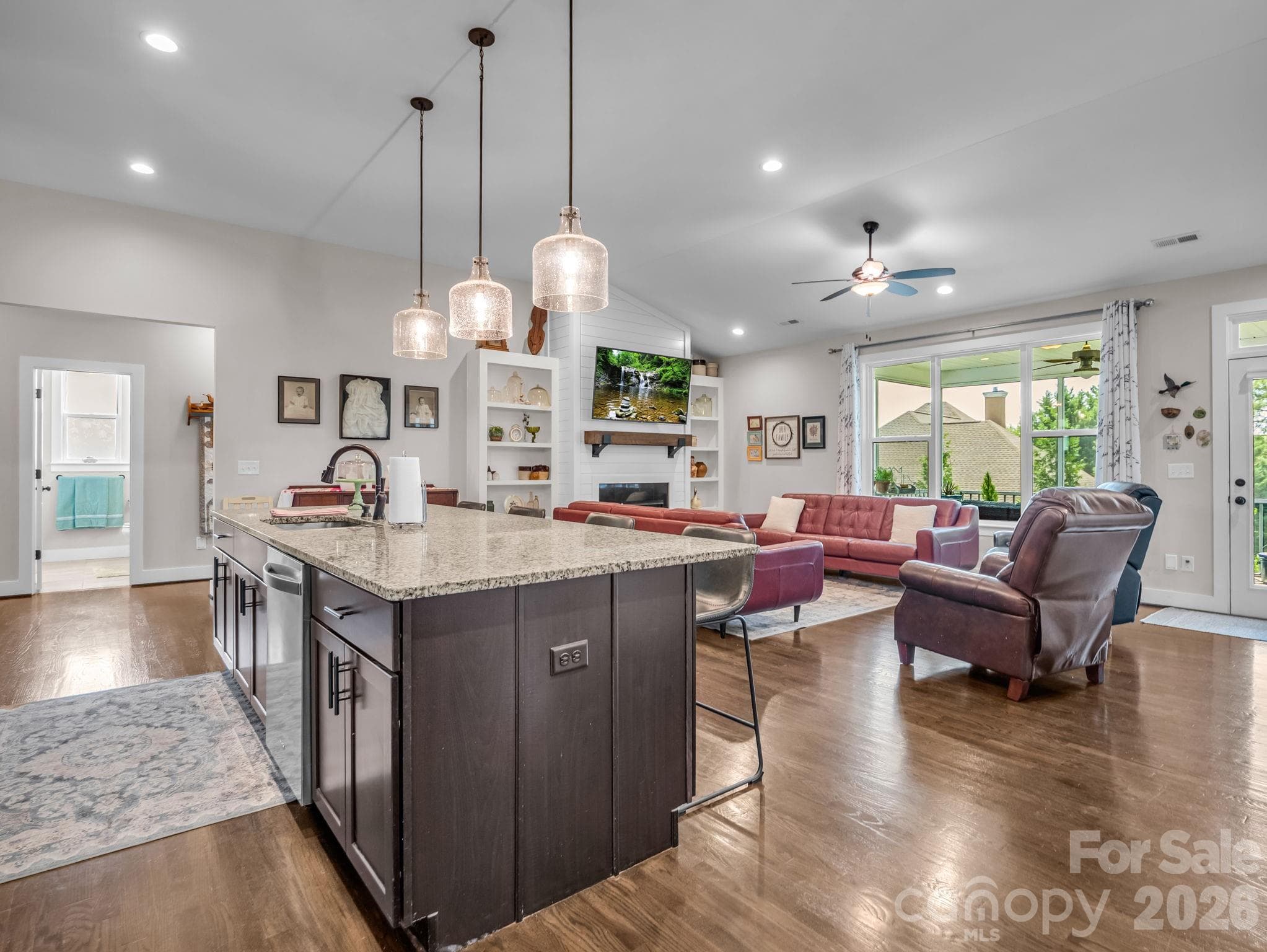 Single Family Residence at 718 Tinsberry Lane, Inman, photo 19 of 48