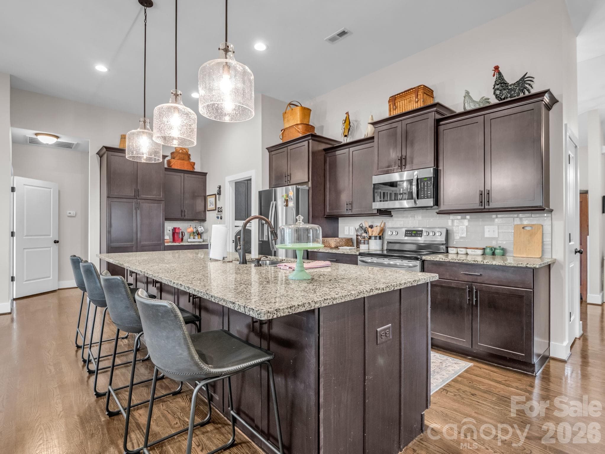 Single Family Residence at 718 Tinsberry Lane, Inman, photo 21 of 48