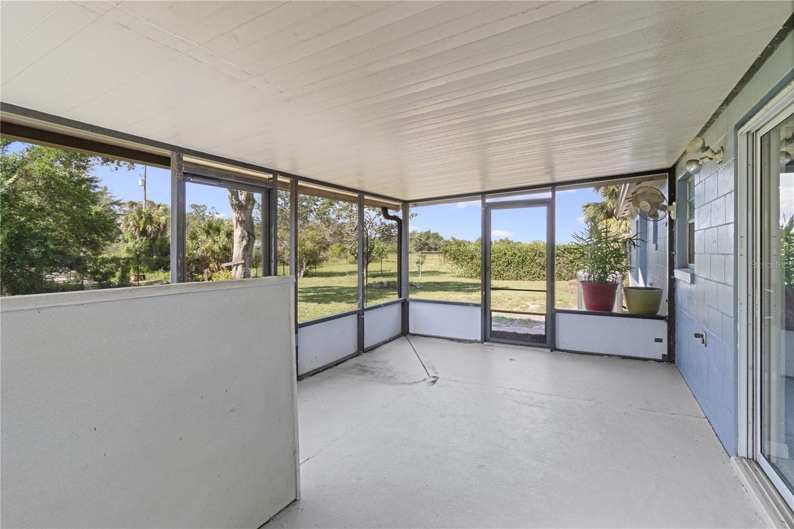 Back Porch - 288 CHERRY LAUREL LN, WINTER HAVEN