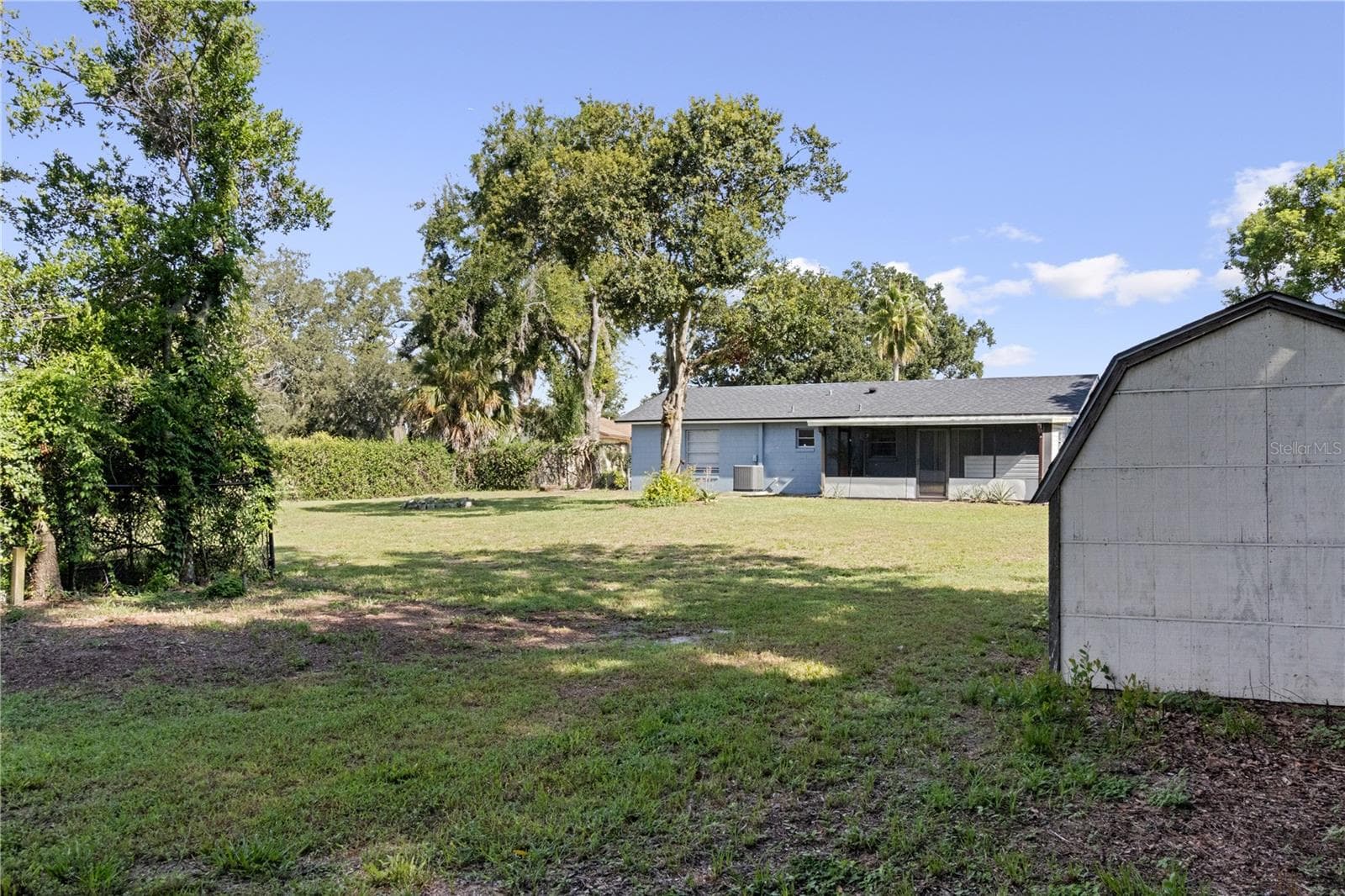 Single Family Residence at 288 CHERRY LAUREL LN, WINTER HAVEN, photo 24 of 32