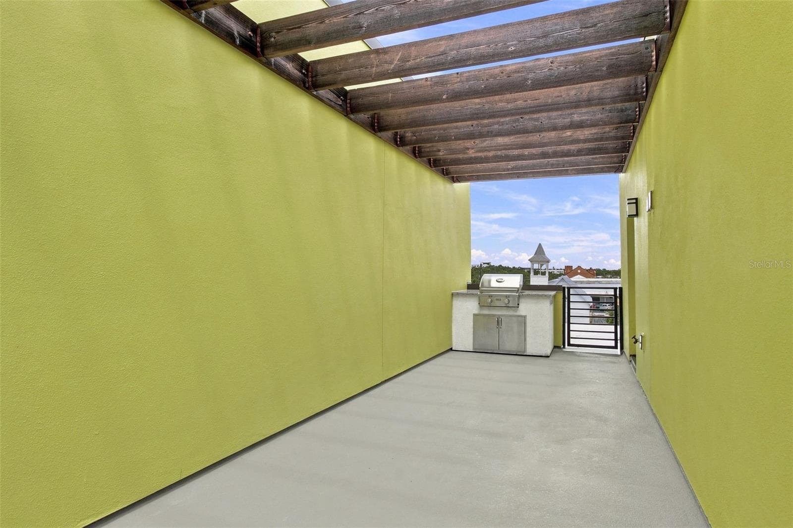 Townhouse at 931 ARLINGTON AVE N, ST PETERSBURG, photo 48 of 65
