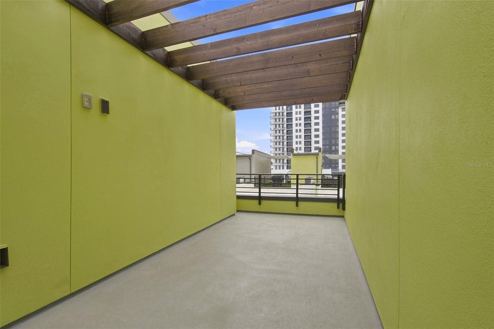 Townhouse at 931 ARLINGTON AVE N, ST PETERSBURG, photo 53 of 65