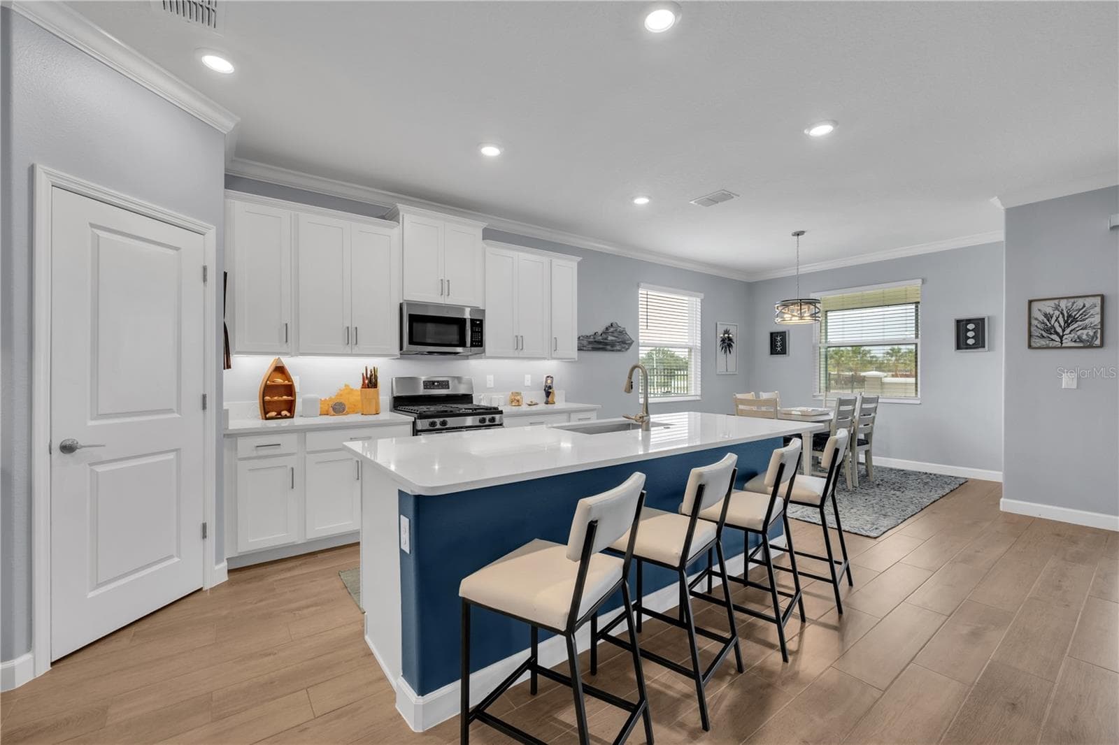 Single Family Residence at 17253 STAR BANKS ST, WIMAUMA, photo 8 of 55