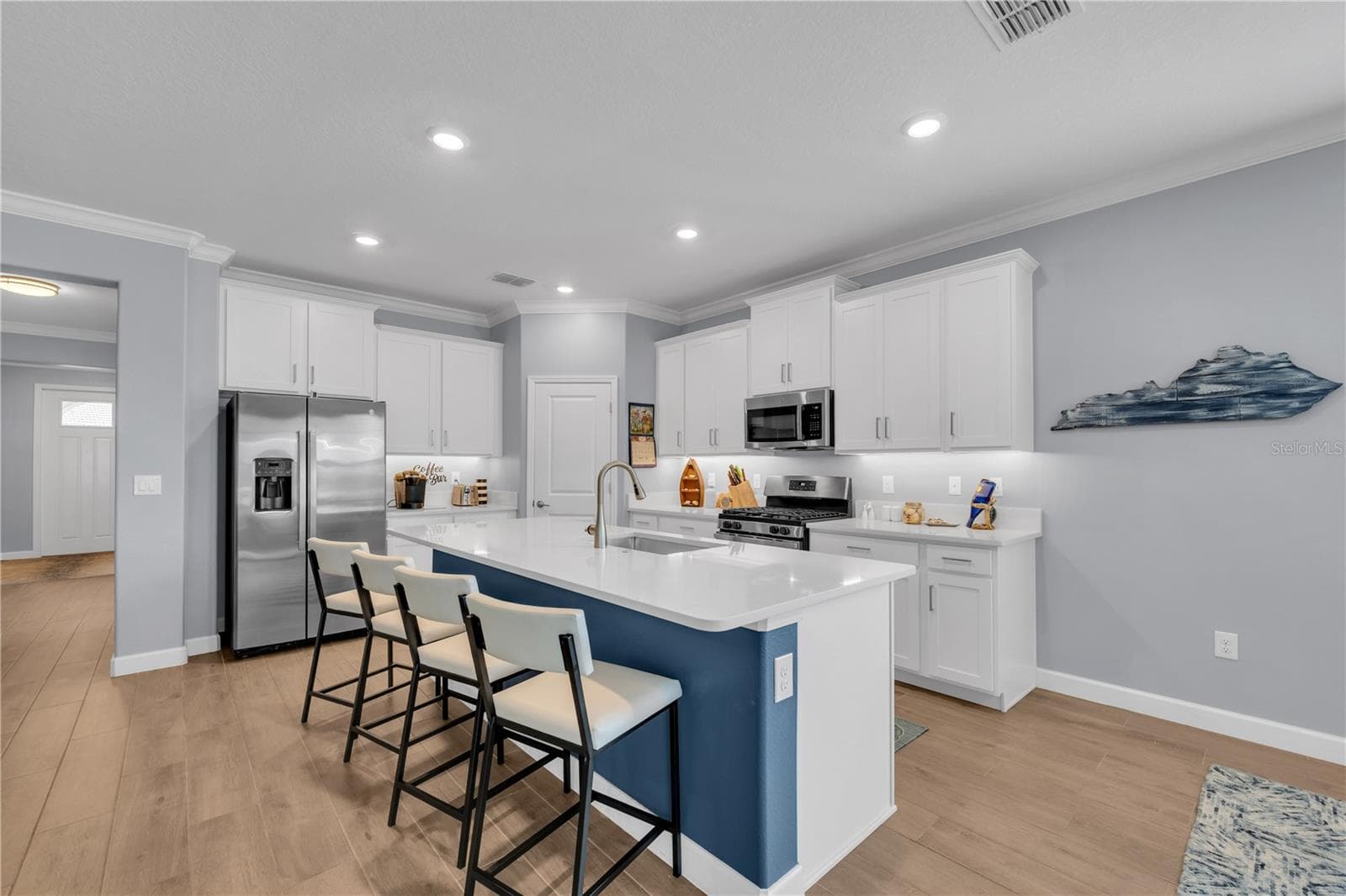 Single Family Residence at 17253 STAR BANKS ST, WIMAUMA, photo 9 of 55