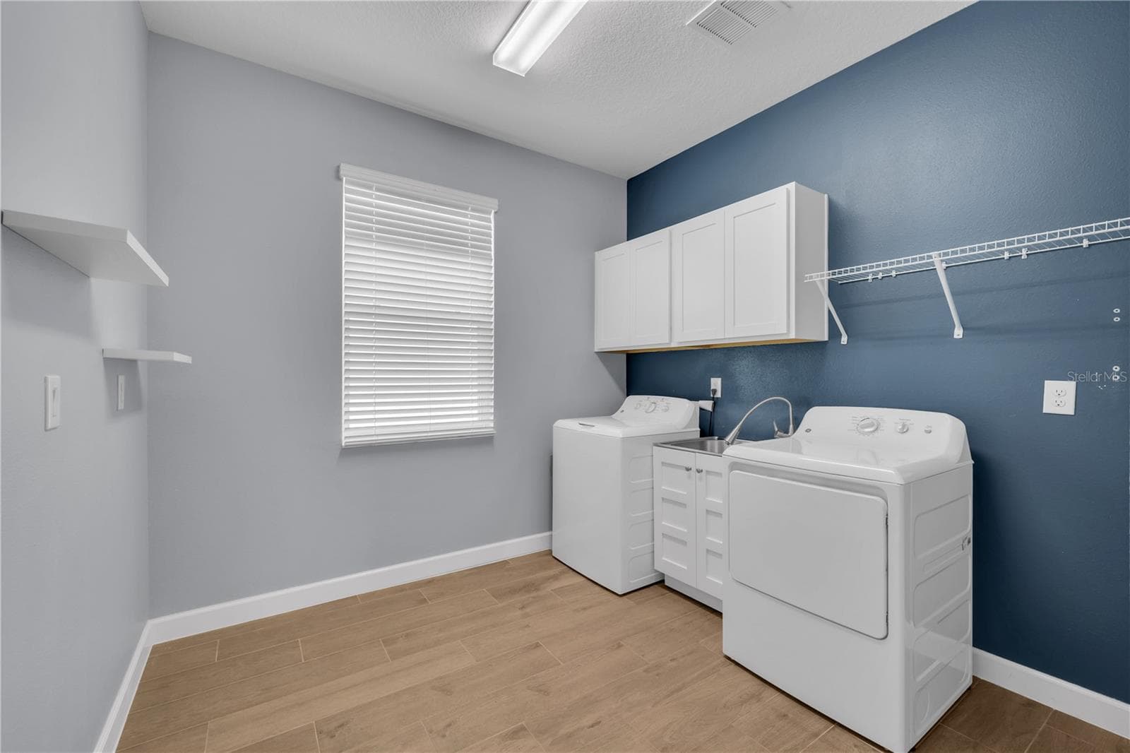 Single Family Residence at 17253 STAR BANKS ST, WIMAUMA, photo 24 of 55
