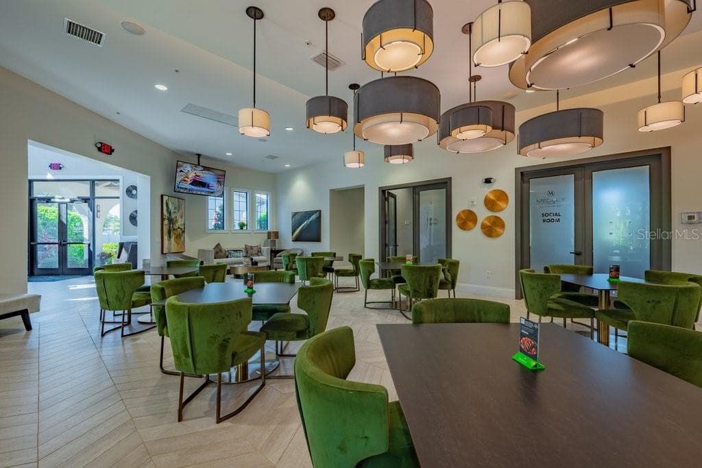 Restaurant - 17253 STAR BANKS ST, WIMAUMA