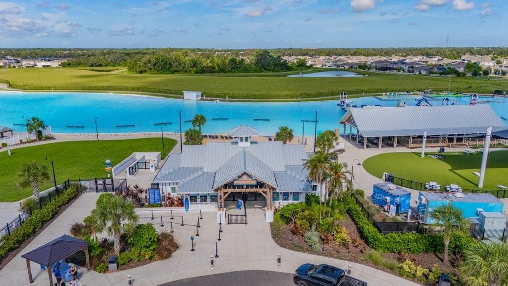 Crystal Lagoon - 17253 STAR BANKS ST, WIMAUMA