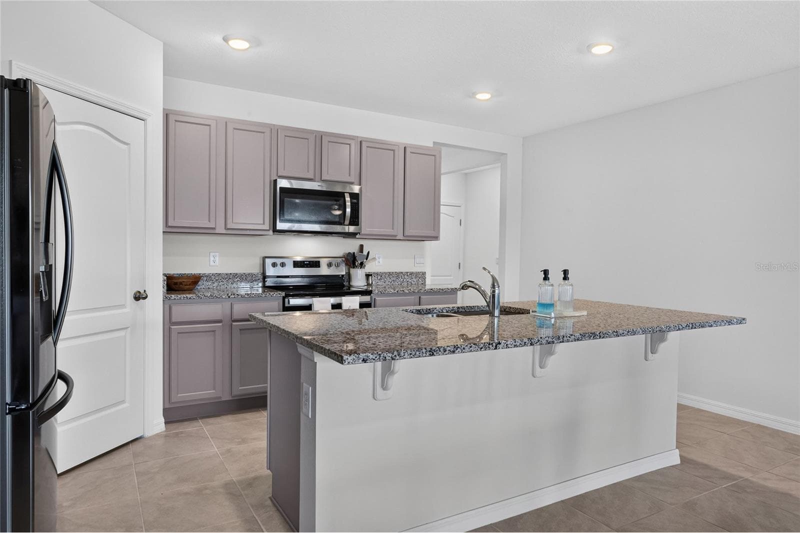 Single Family Residence at 3645 DIVING DOVE LN, BARTOW, photo 10 of 44