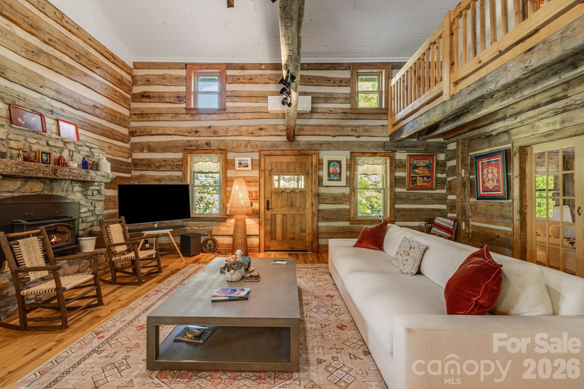 Single Family Residence at 146 Gentry Farm Drive, Hot Springs, photo 7 of 48