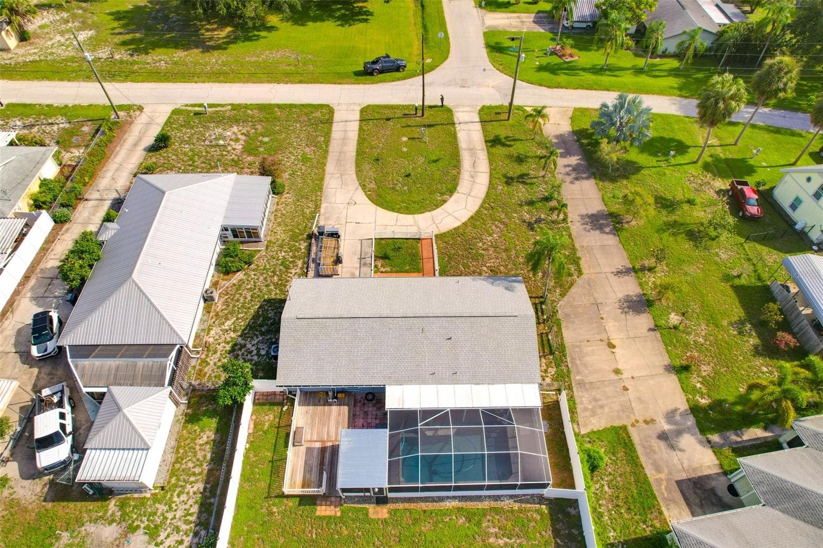 Single Family Residence at 2054 SAFFOLD PARK DR, RUSKIN, photo 30 of 33