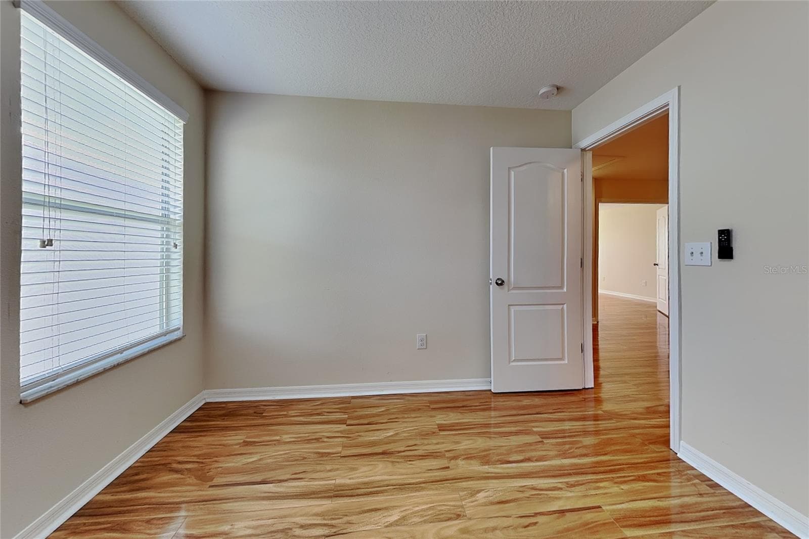Single Family Residence at 9609 ROYAL FERN CT, TAMPA, photo 10 of 16