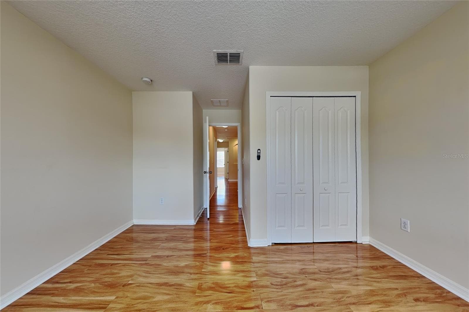 Single Family Residence at 9609 ROYAL FERN CT, TAMPA, photo 11 of 16