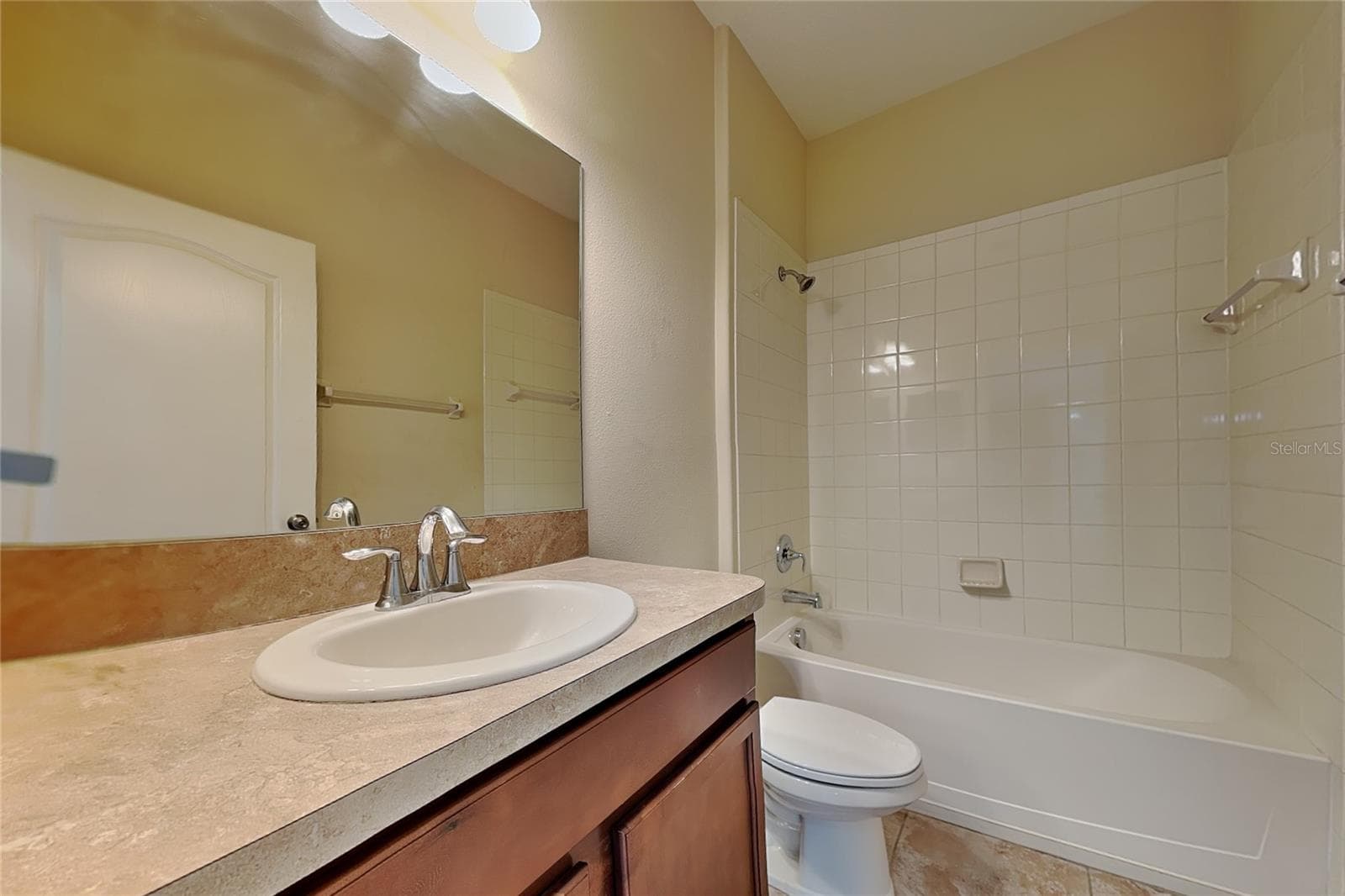 Single Family Residence at 9609 ROYAL FERN CT, TAMPA, photo 12 of 16