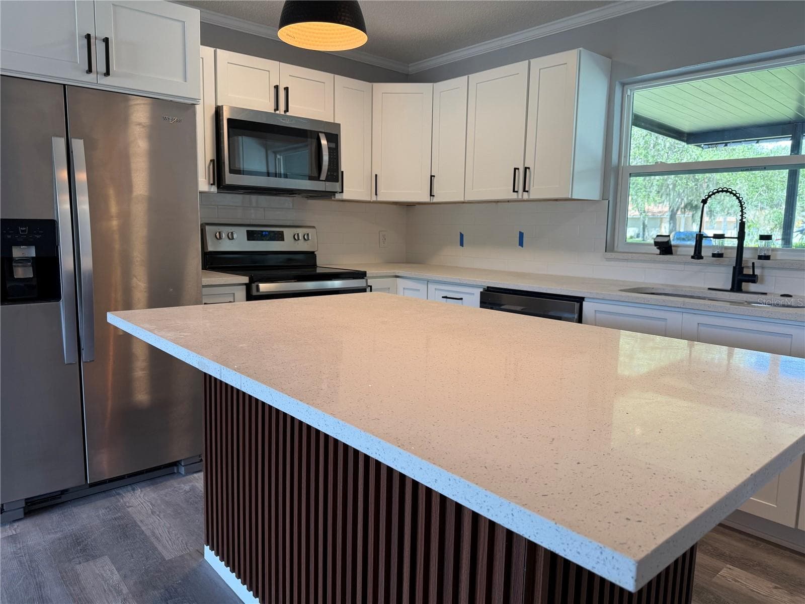 Remodeled Kitchen - 1000 E DIXIE AVE, LEESBURG