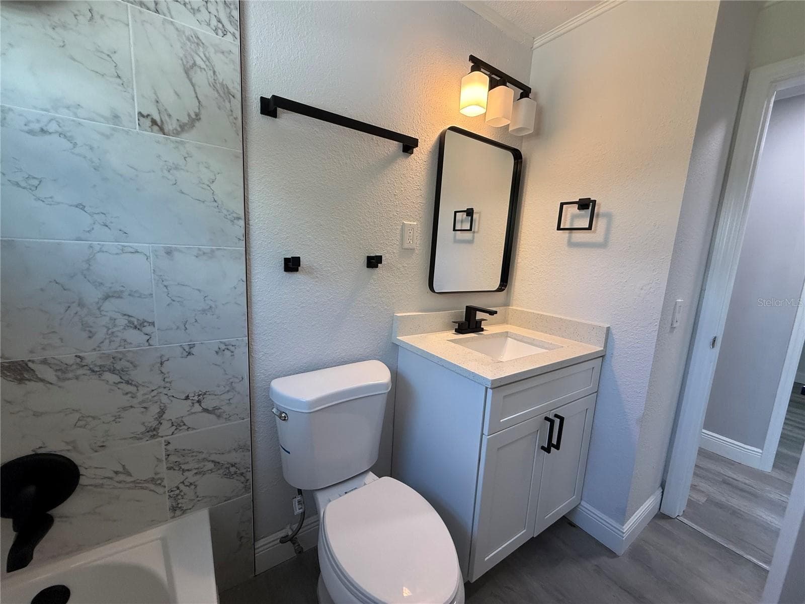 Fully renovated Bathroom 2 - 1000 E DIXIE AVE, LEESBURG