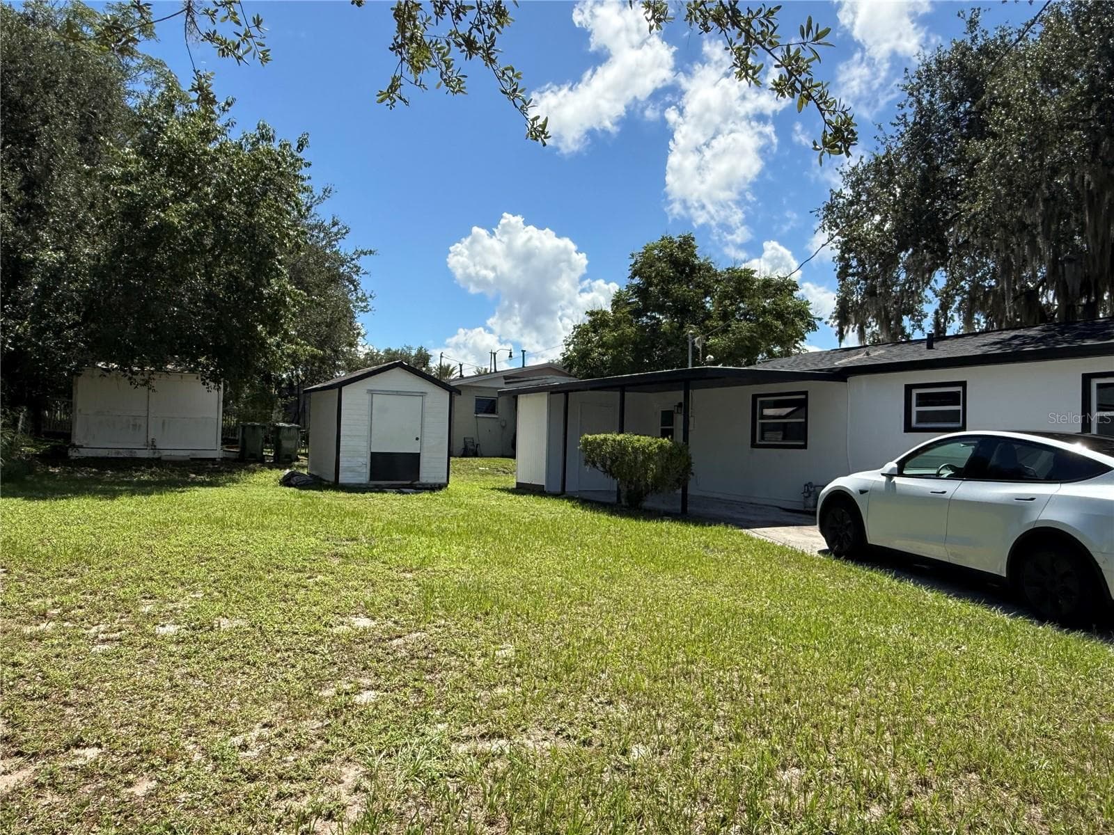 backward - 1000 E DIXIE AVE, LEESBURG