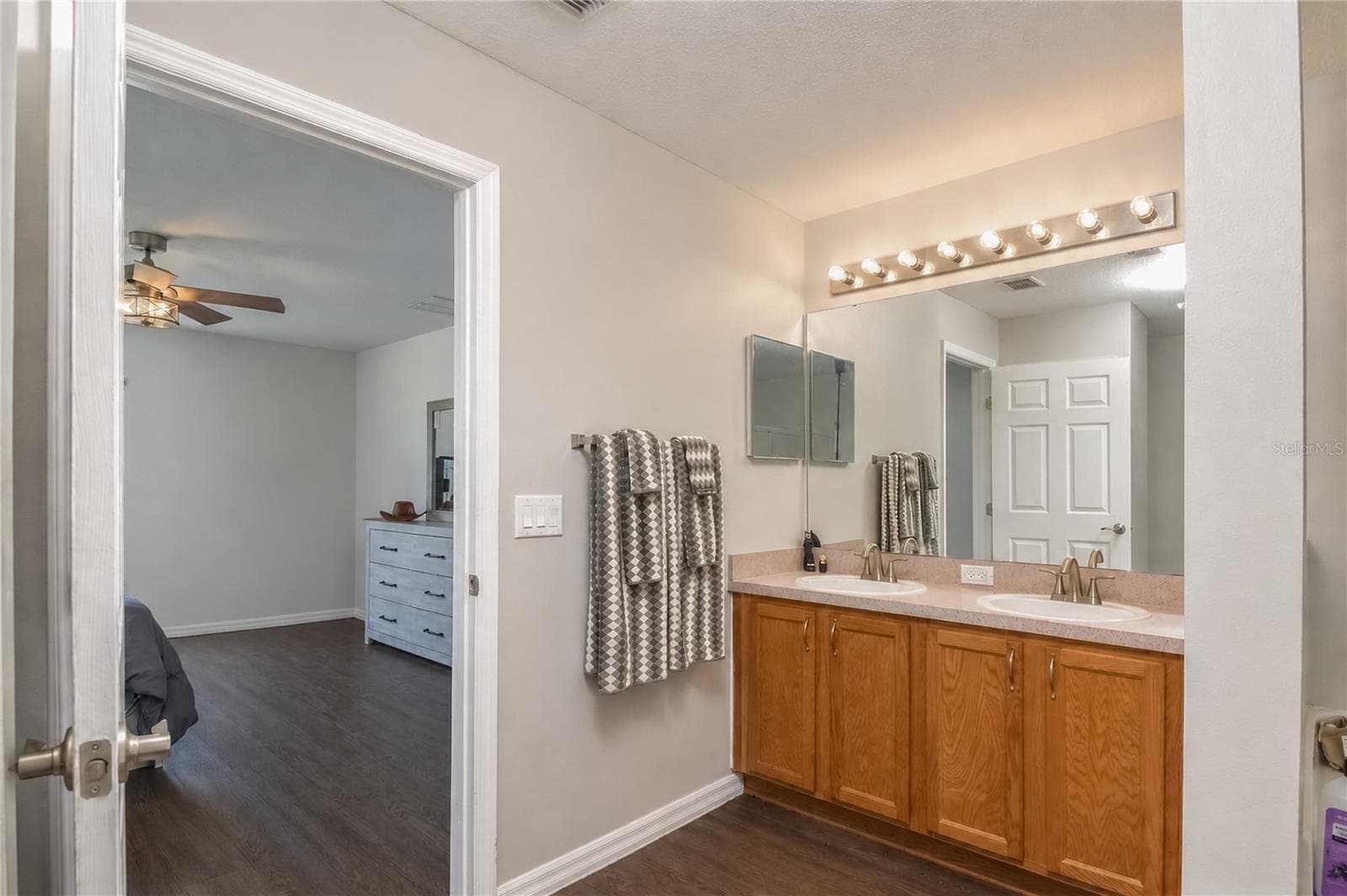 Primary Bathroom - 10525 SW 129TH TERRACE RD, DUNNELLON