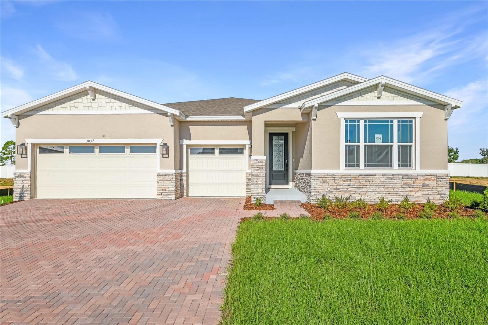 3037 WOODCLIFF LAKE CIR