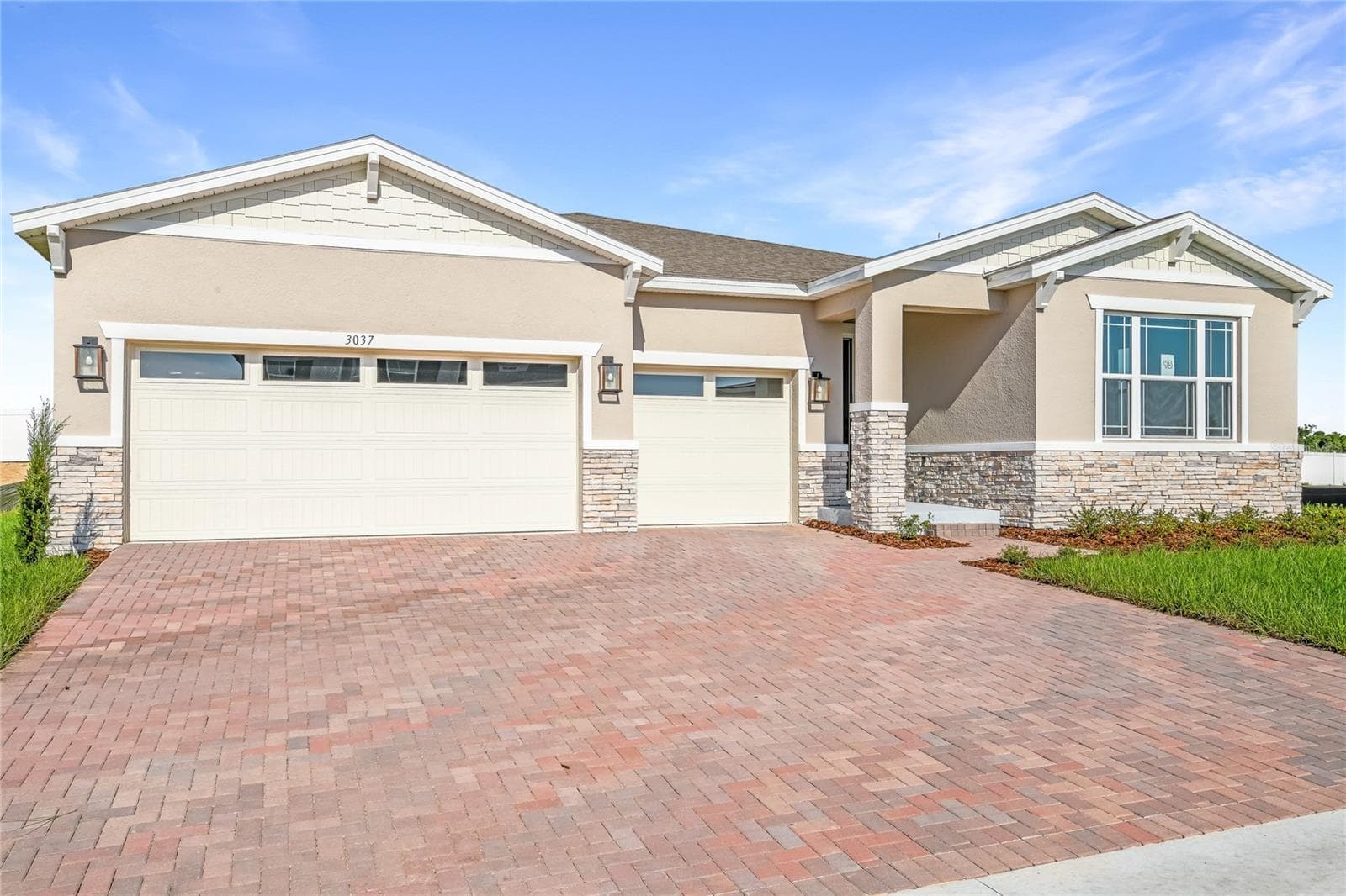 Single Family Residence at 3037 WOODCLIFF LAKE CIR, CLERMONT, photo 3 of 25