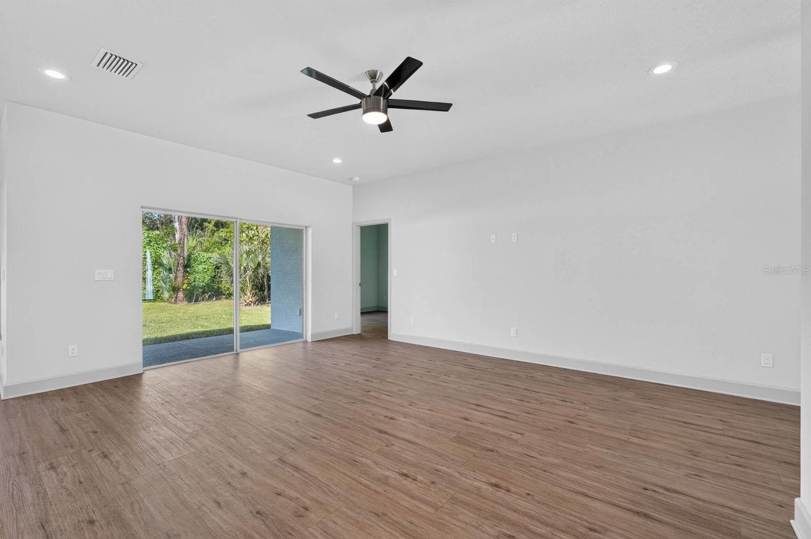 Single Family Residence at 362 OLIVER DR, NEW SMYRNA BEACH, photo 6 of 45