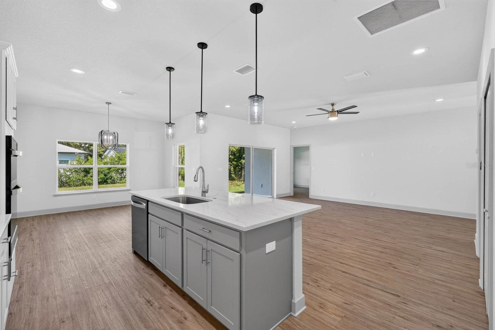 Single Family Residence at 362 OLIVER DR, NEW SMYRNA BEACH, photo 11 of 45