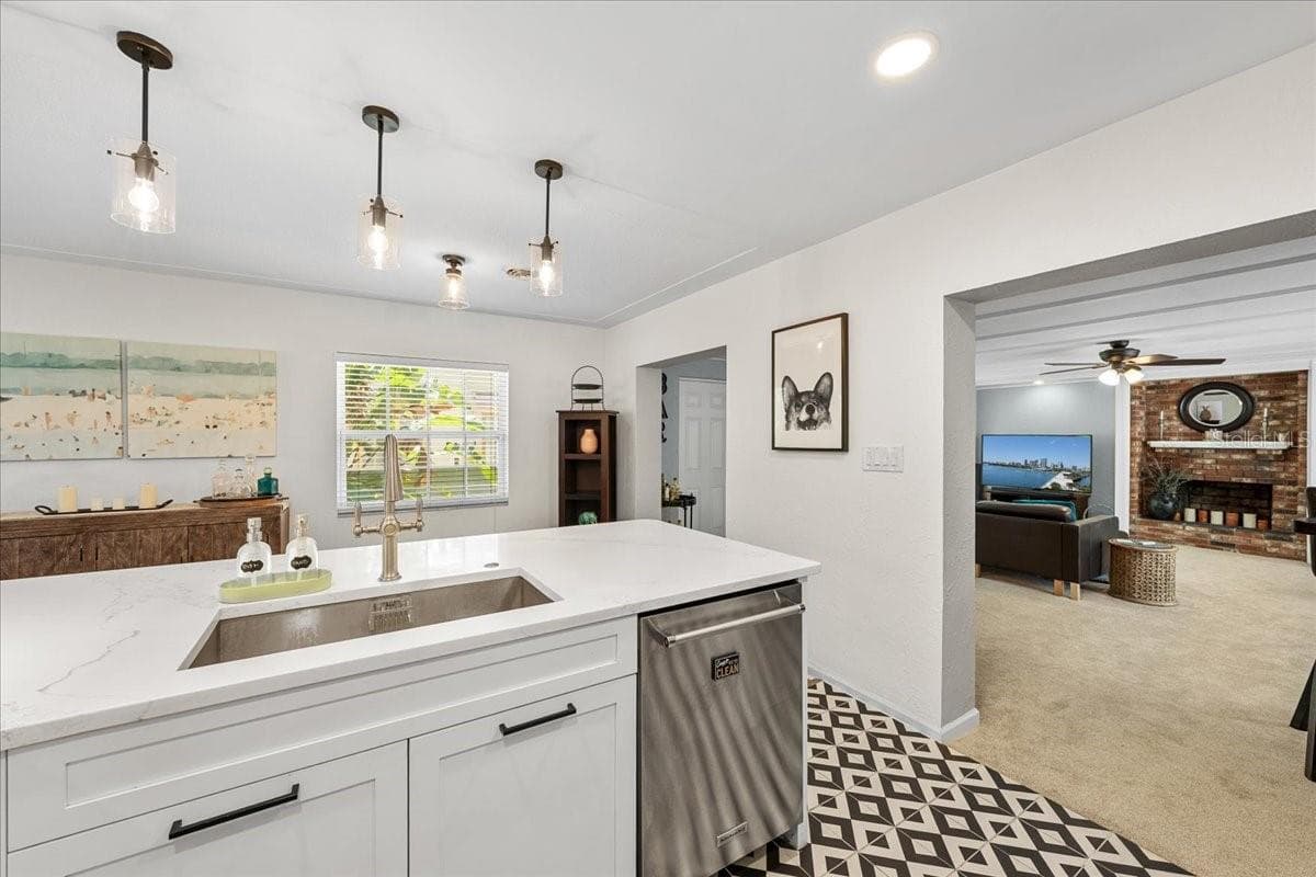 Single Family Residence at 3528 FOSTER HILL DR N, ST PETERSBURG, photo 16 of 59