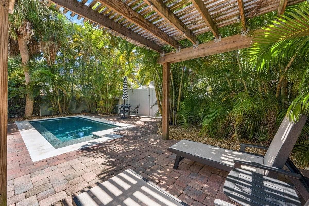 Single Family Residence at 3528 FOSTER HILL DR N, ST PETERSBURG, photo 37 of 59