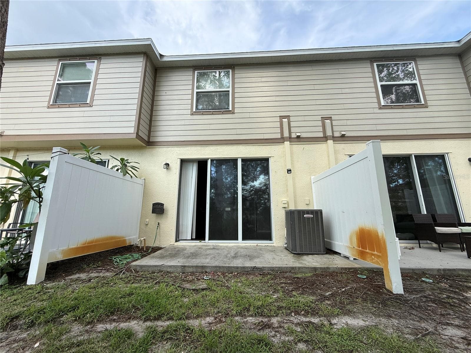 Townhouse at 4951 WHITE SANDERLING CT, TAMPA, photo 3 of 21