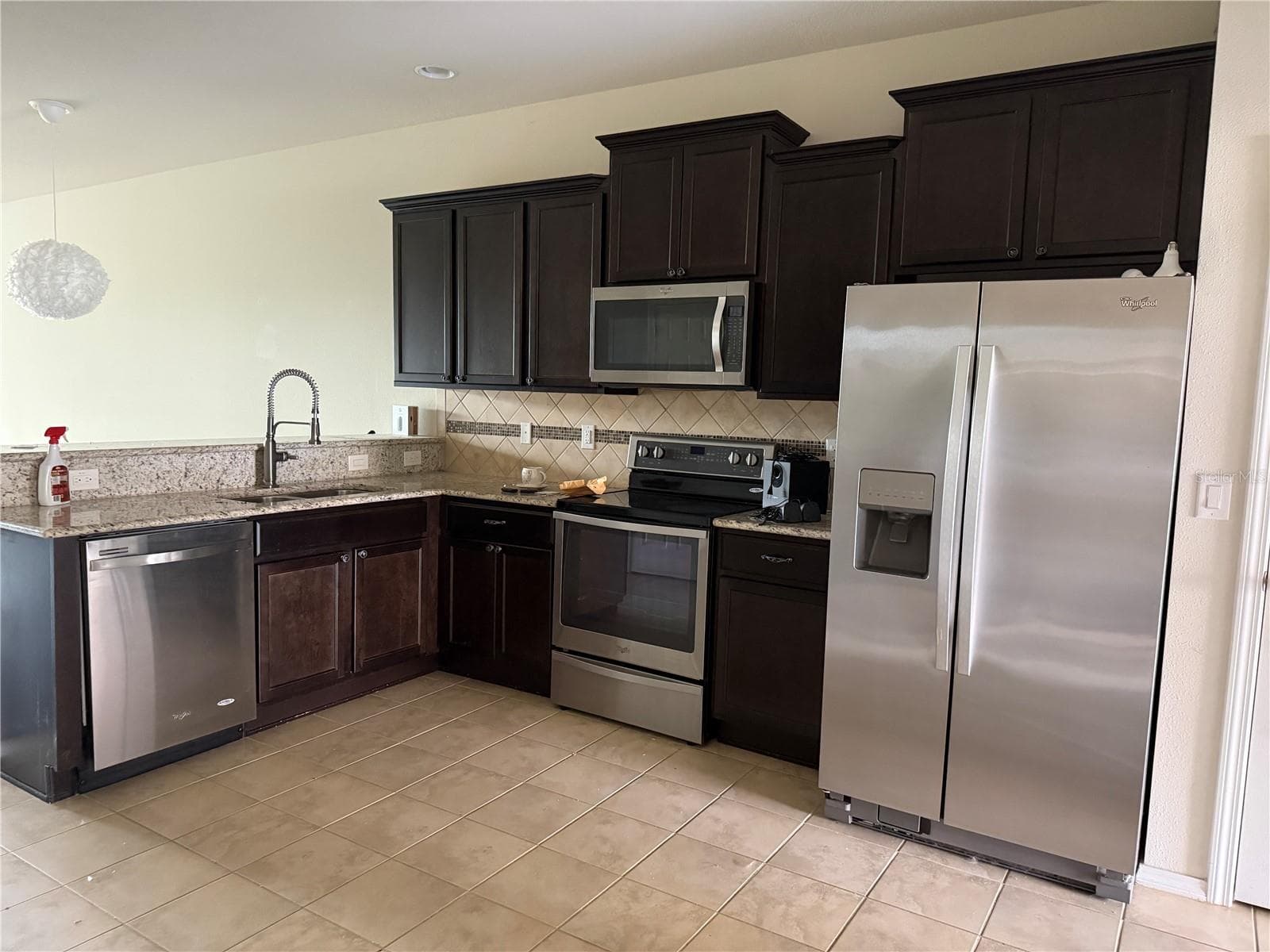 Townhouse at 4951 WHITE SANDERLING CT, TAMPA, photo 6 of 21