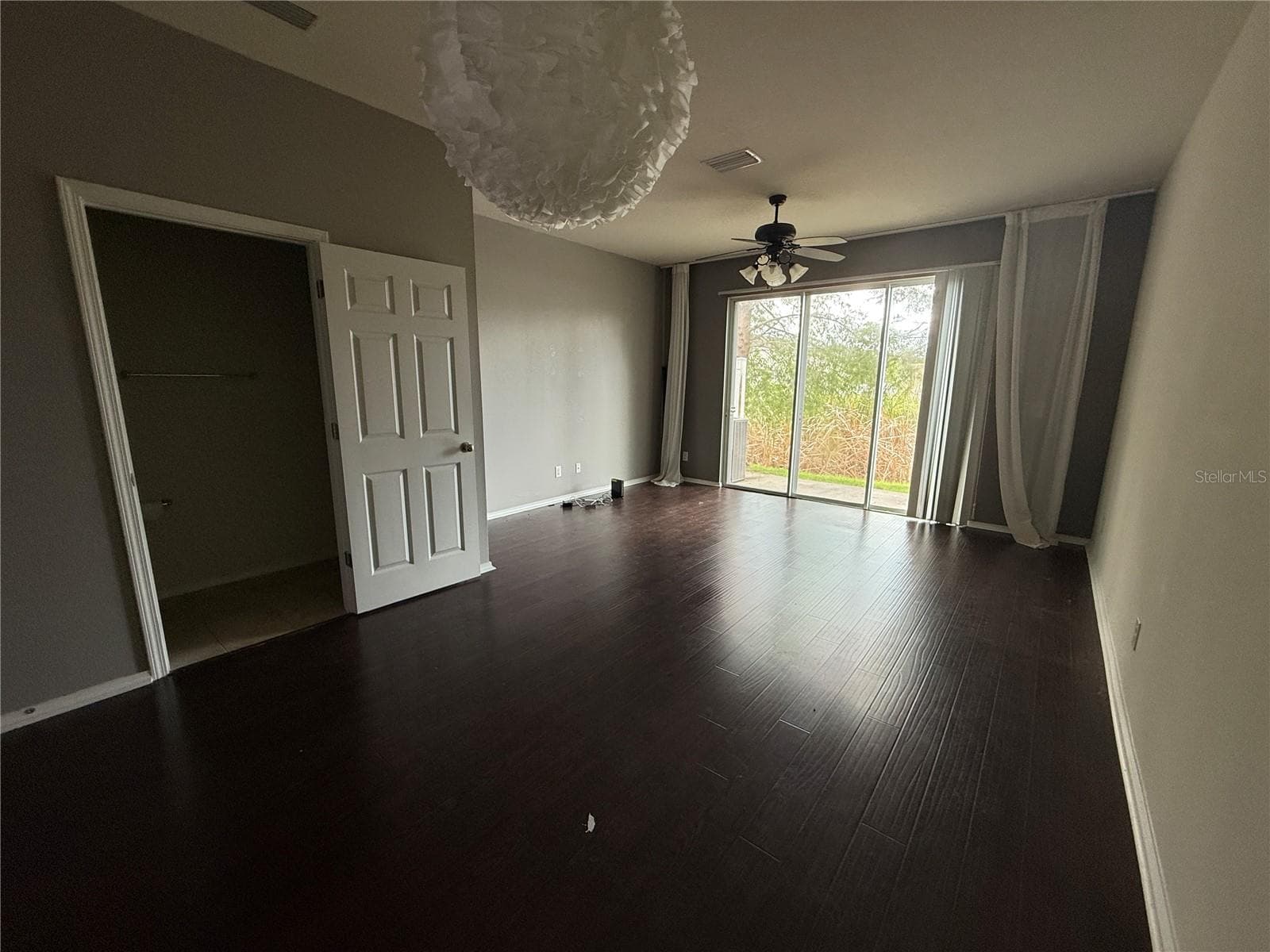 Townhouse at 4951 WHITE SANDERLING CT, TAMPA, photo 9 of 21