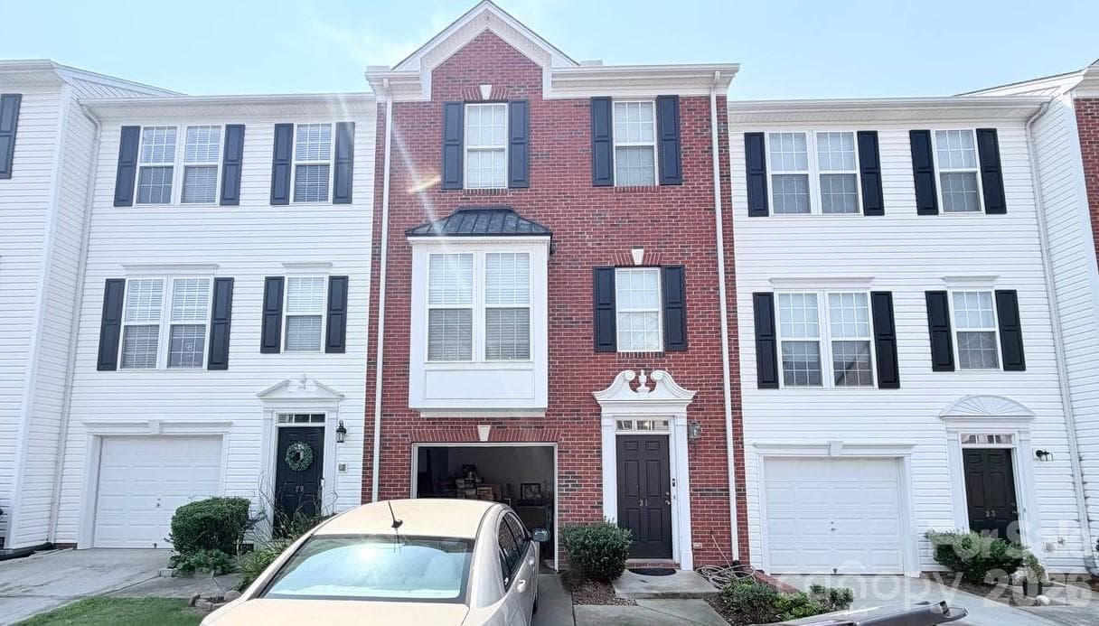 31 Heritage Oak Way