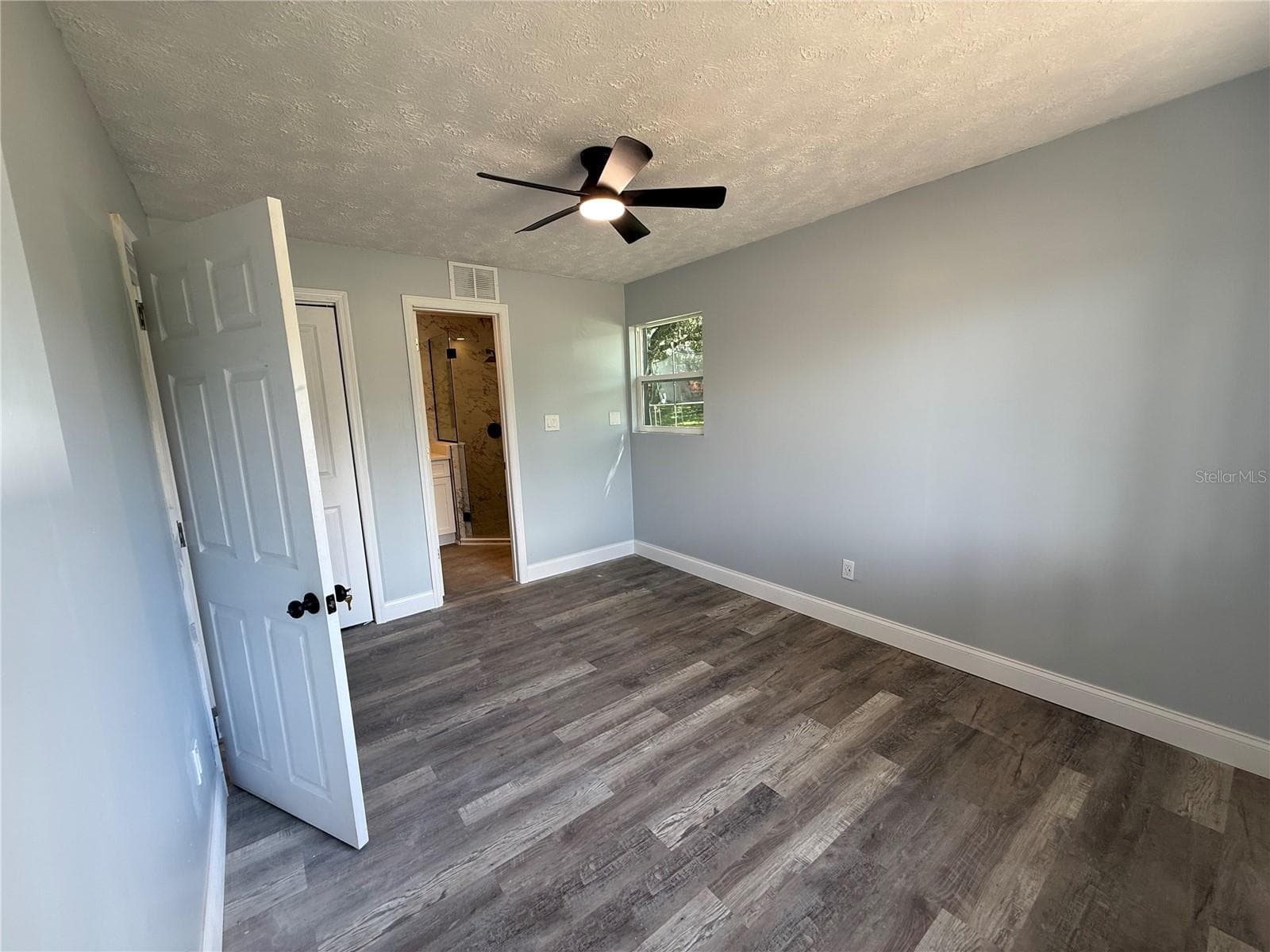 master bedroom - 1000 E DIXIE AVE, LEESBURG