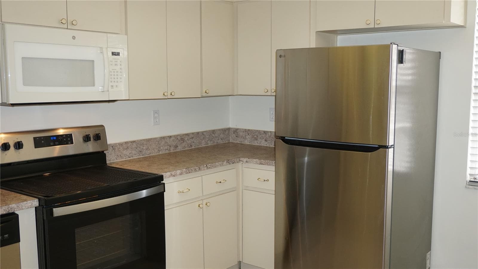 Single Family Residence at 8907 SEELEY LN, HUDSON, photo 6 of 27