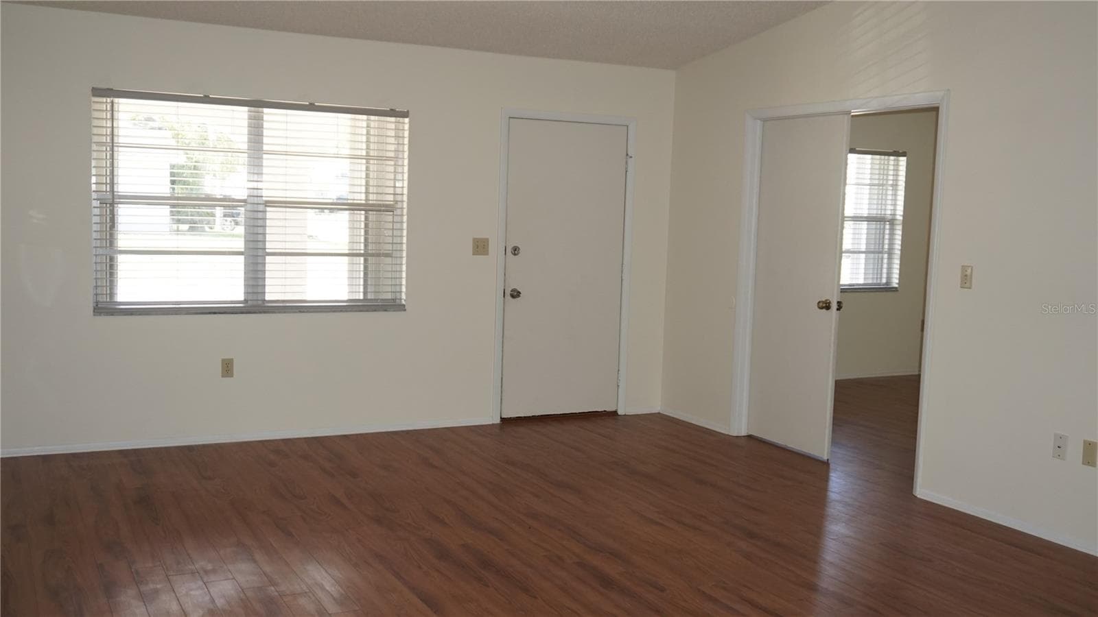 Single Family Residence at 8907 SEELEY LN, HUDSON, photo 8 of 27
