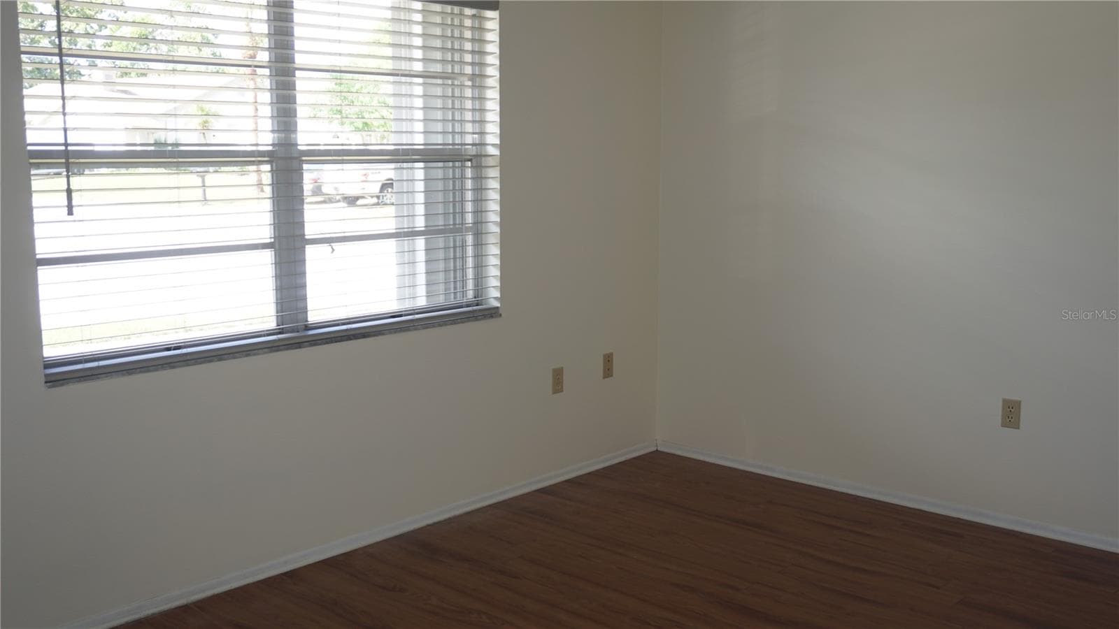 Single Family Residence at 8907 SEELEY LN, HUDSON, photo 11 of 27