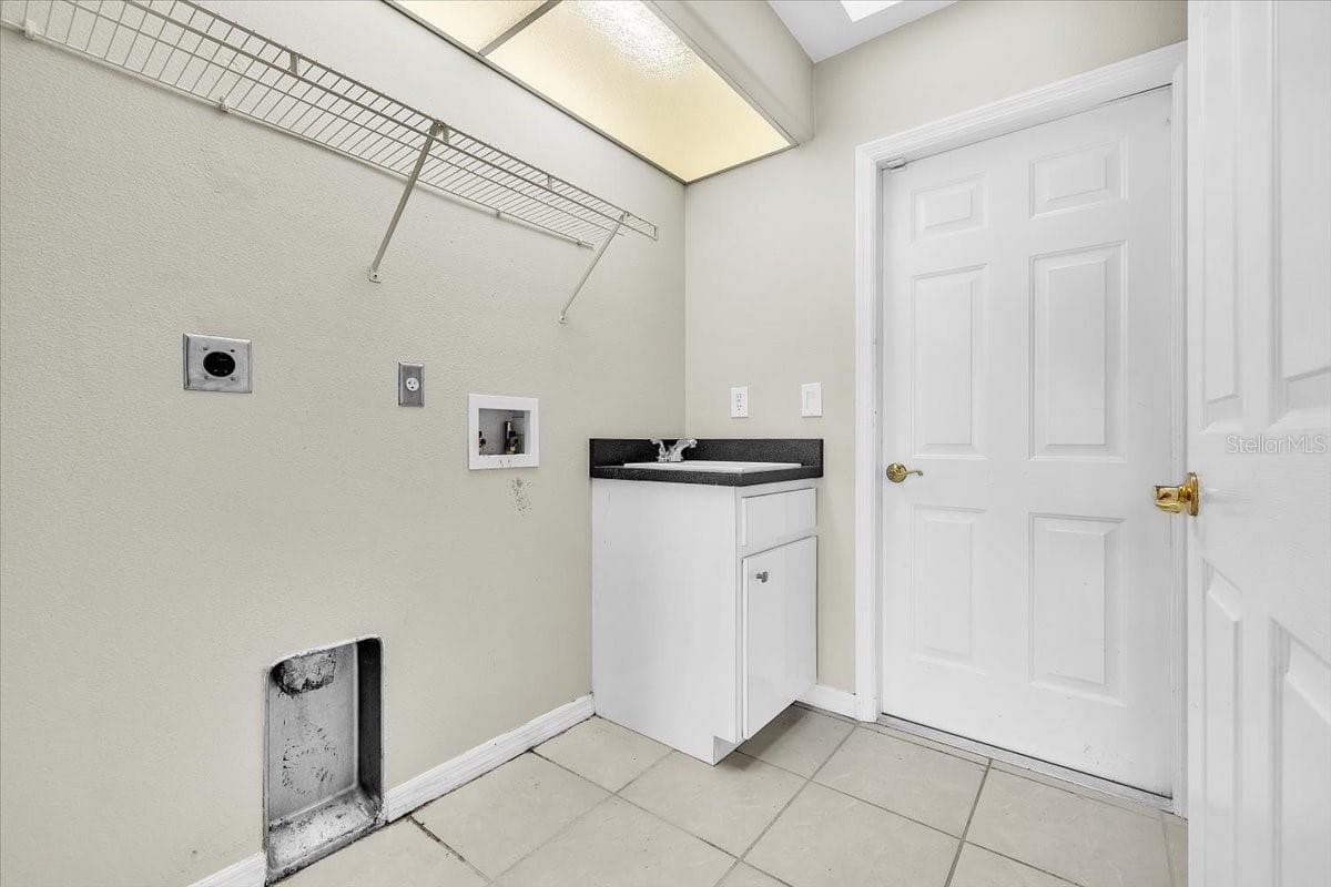 Single Family Residence at 485 BOUNDARY BLVD, ROTONDA WEST, photo 25 of 37