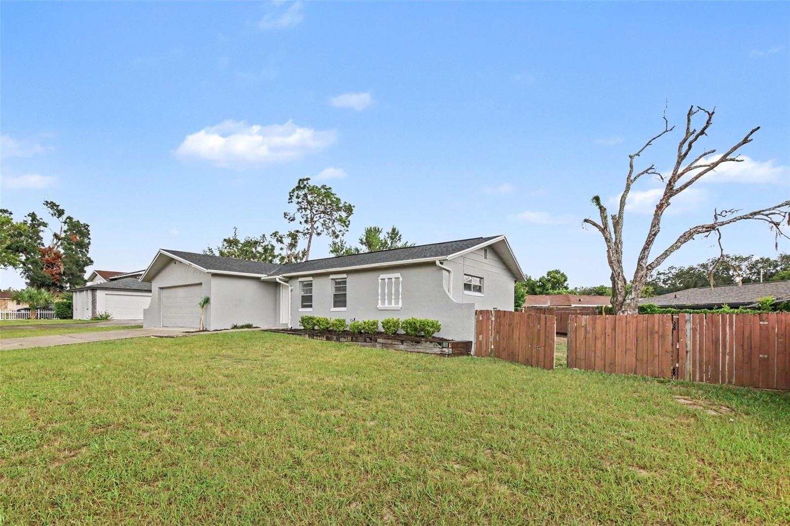 Single Family Residence at 1909 SHANNONWOOD CT, BRANDON, photo 20 of 20