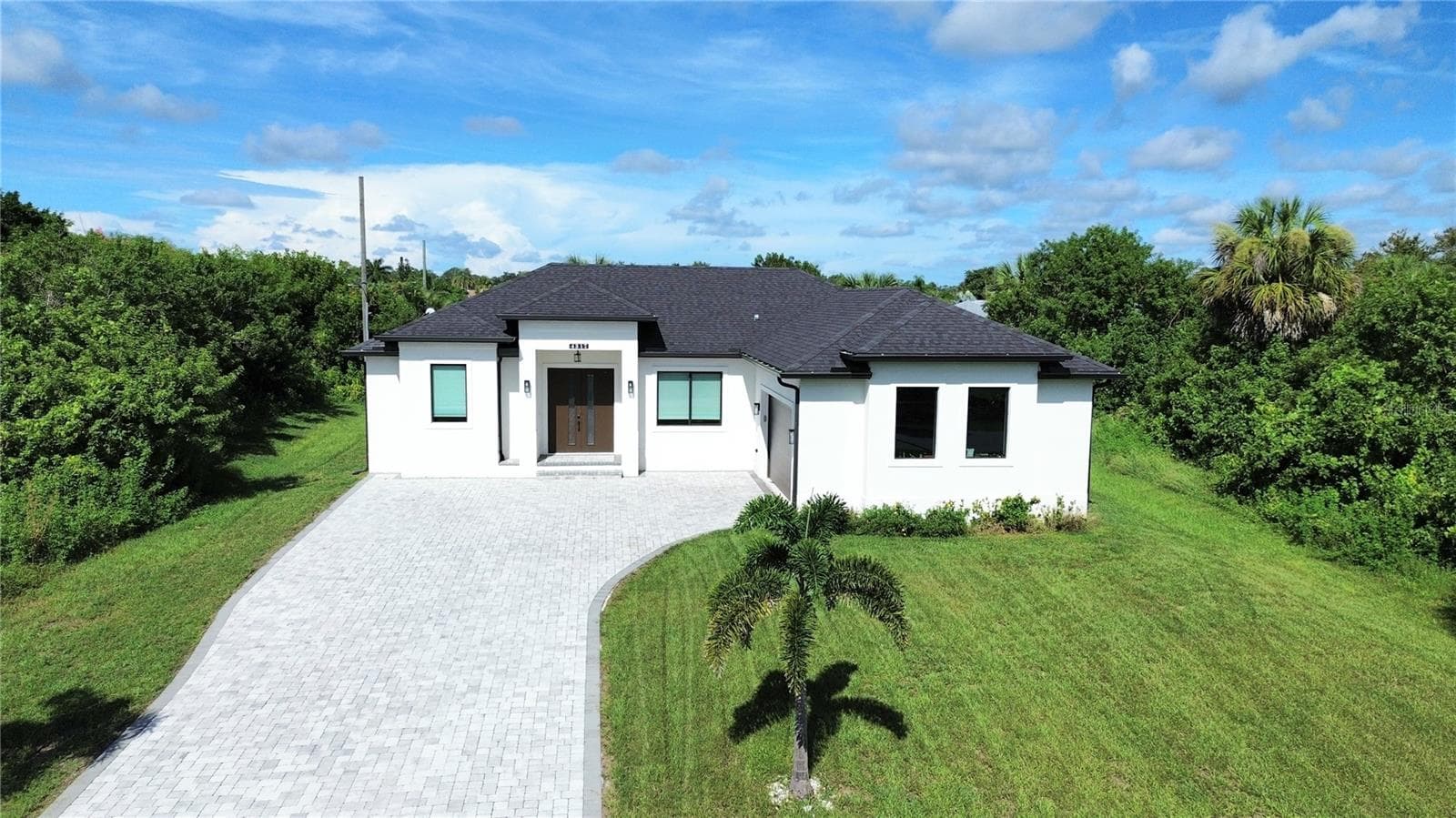 Single Family Residence at 4317 MEAGER CIR, PORT CHARLOTTE, photo 2 of 15