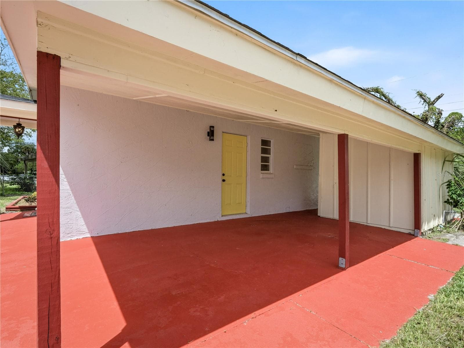 Single Family Residence at 629 CEDAR PARK DR, DAYTONA BEACH, photo 3 of 34
