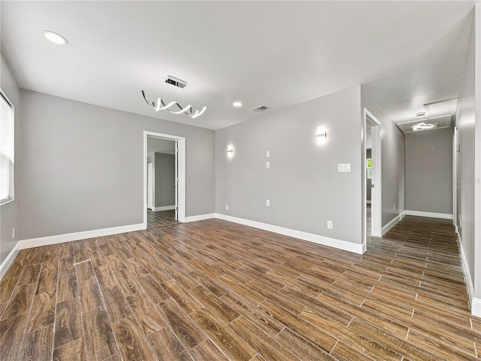 Single Family Residence at 629 CEDAR PARK DR, DAYTONA BEACH, photo 6 of 34