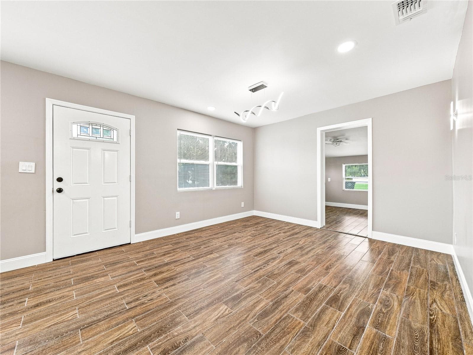 Single Family Residence at 629 CEDAR PARK DR, DAYTONA BEACH, photo 9 of 34