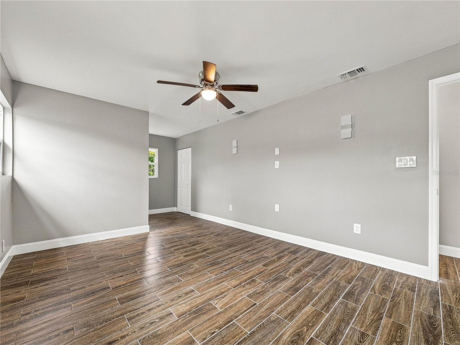 Single Family Residence at 629 CEDAR PARK DR, DAYTONA BEACH, photo 18 of 34