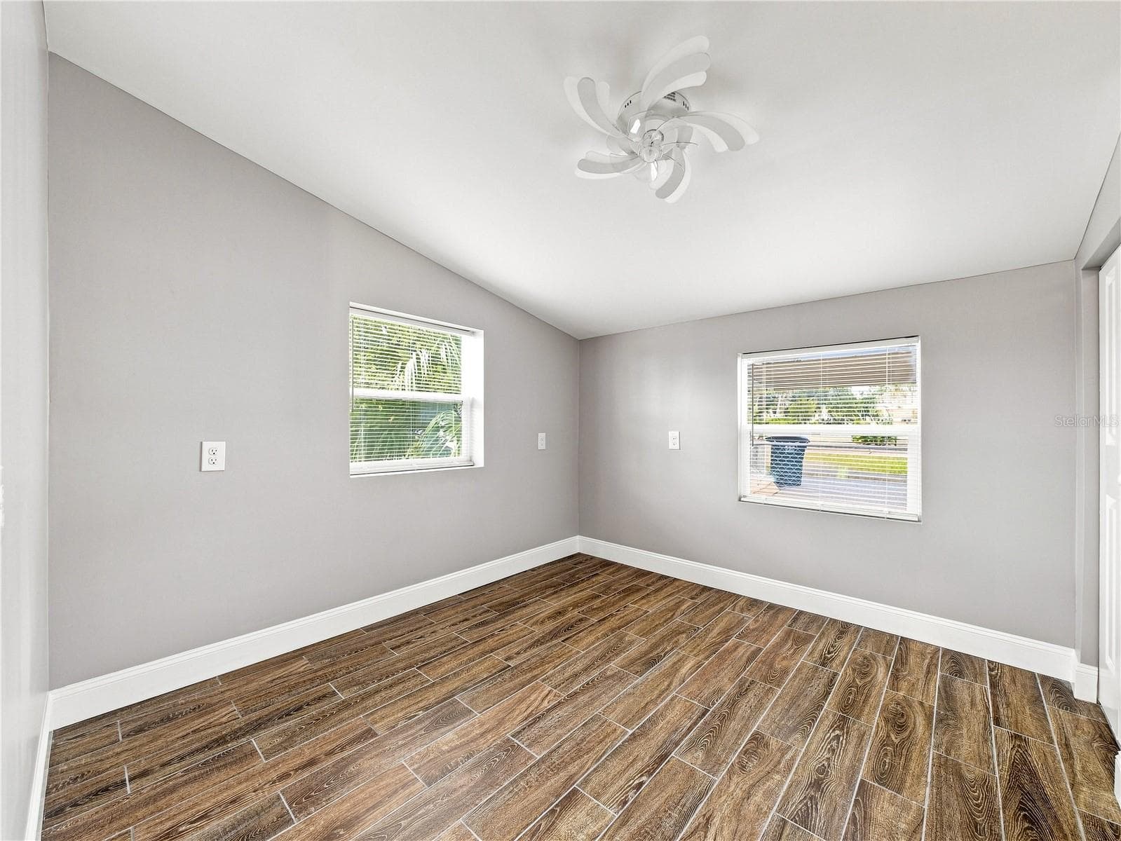 Single Family Residence at 629 CEDAR PARK DR, DAYTONA BEACH, photo 26 of 34