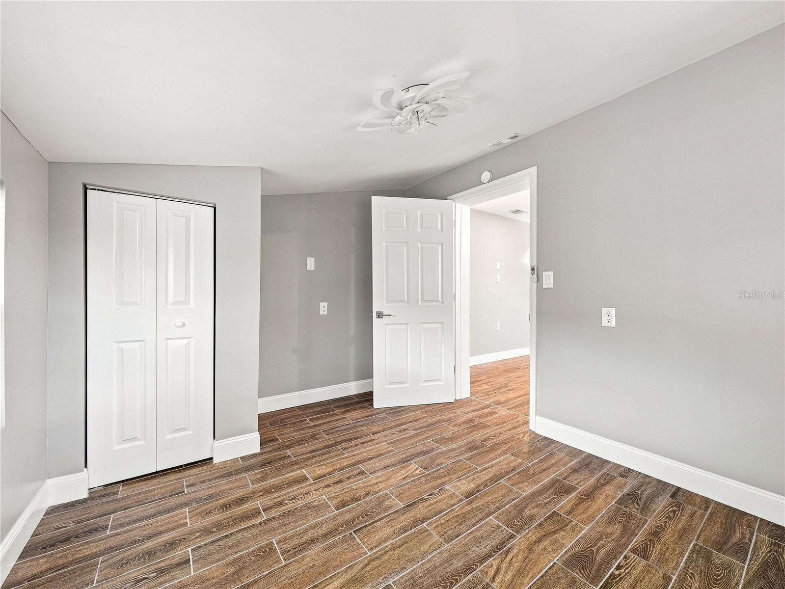 Single Family Residence at 629 CEDAR PARK DR, DAYTONA BEACH, photo 27 of 34