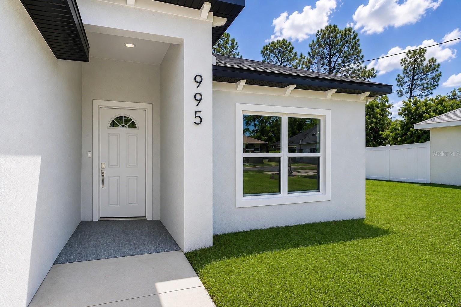 Entry - 995 9TH AVE, DELAND