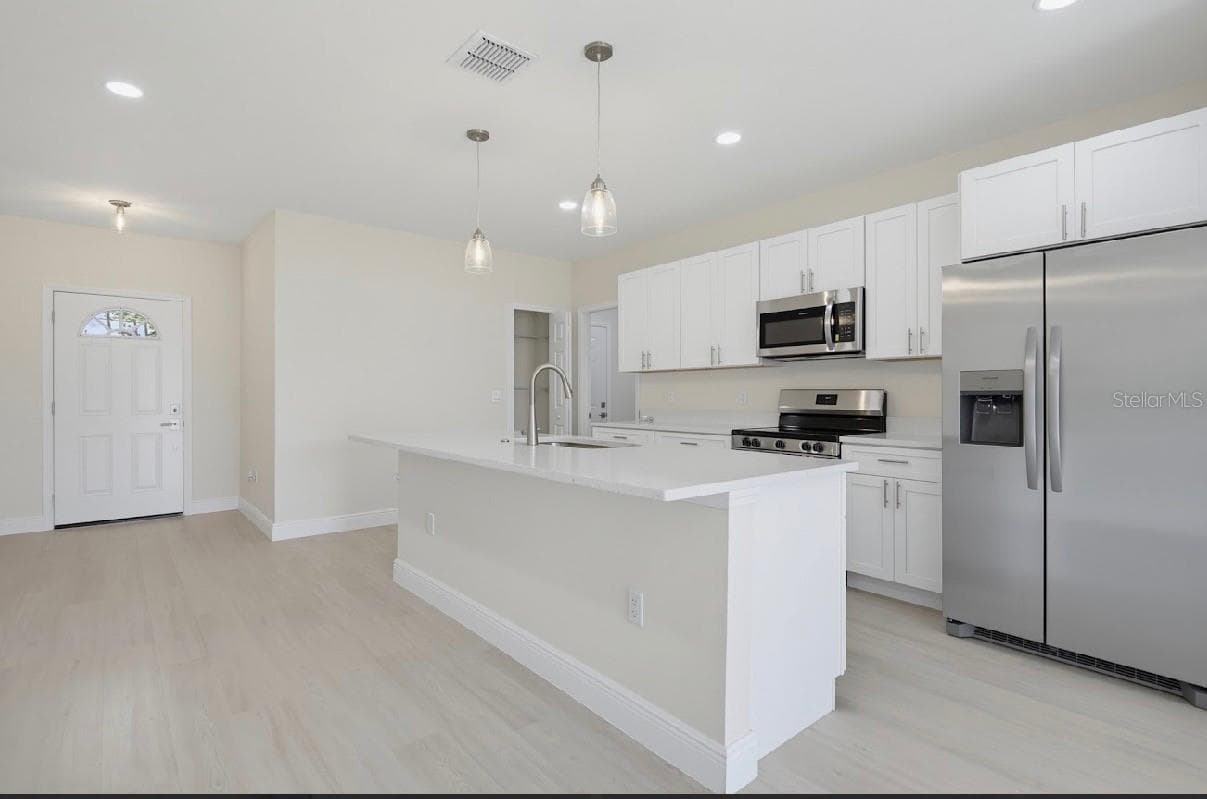 Kitchen - 995 9TH AVE, DELAND