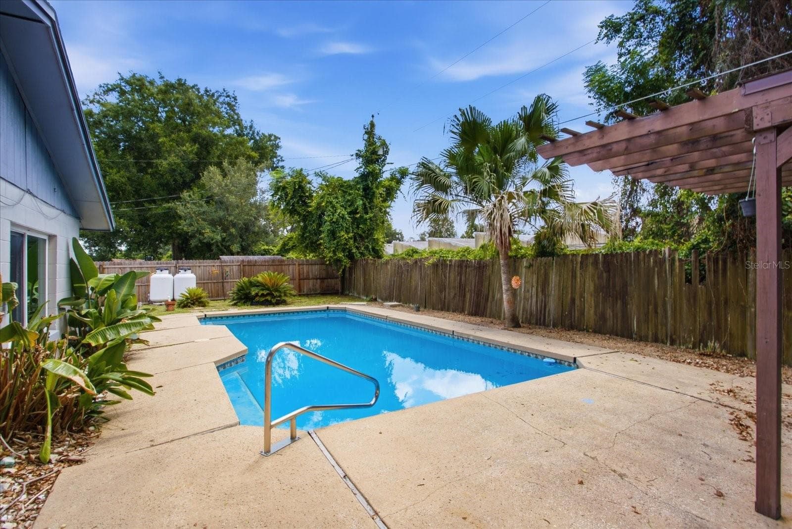 Single Family Residence at 1412 ORMOND AVE, APOPKA, photo 18 of 25