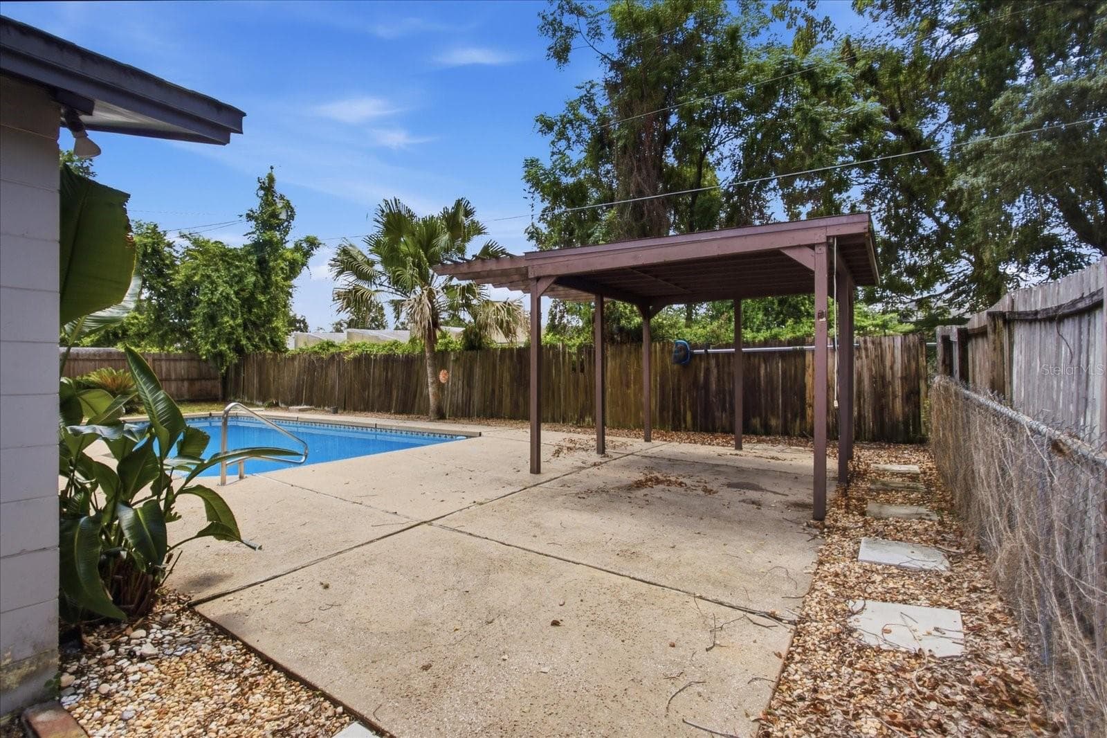Single Family Residence at 1412 ORMOND AVE, APOPKA, photo 24 of 25