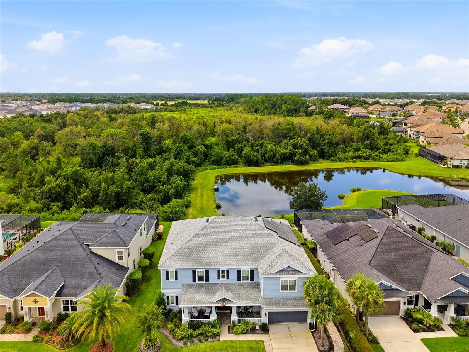 Single Family Residence at 33564 WILLOW POINT CT, WESLEY CHAPEL, photo 3 of 92
